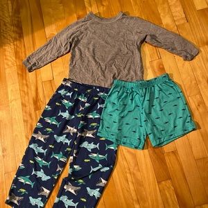 Pyjama set pants, short and long sleeve shirt size 3/4